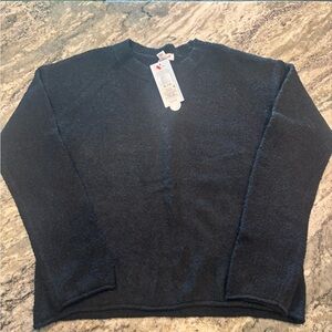 Girls pullover sweater